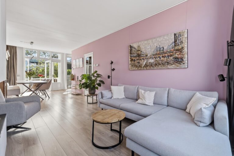 Burgemeester van der Werffstraat 151, 'S-GRAVENHAGE