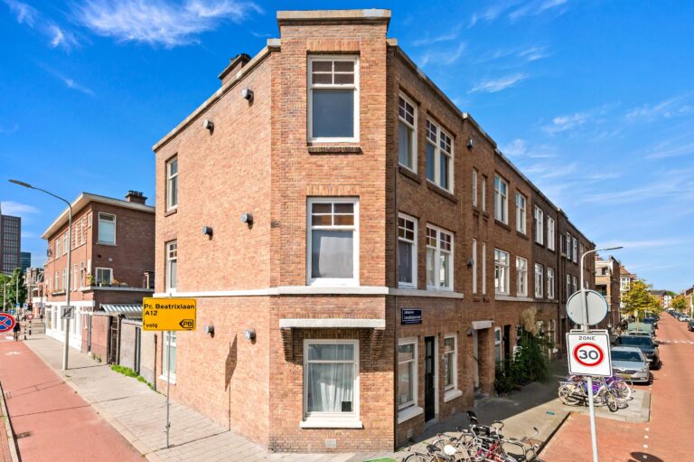 Johannes Camphuijsstraat 257, 'S-GRAVENHAGE