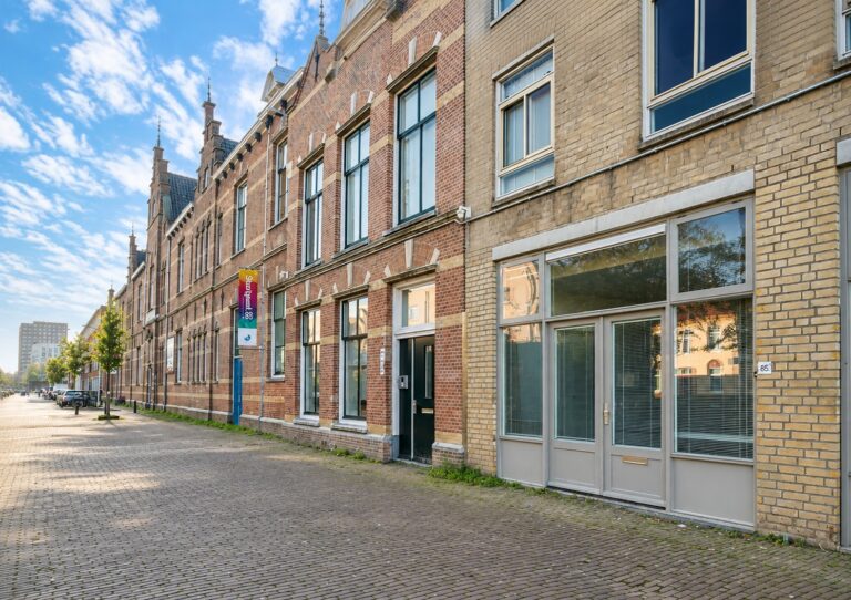 Suze Robertsonstraat 85, 'S-GRAVENHAGE