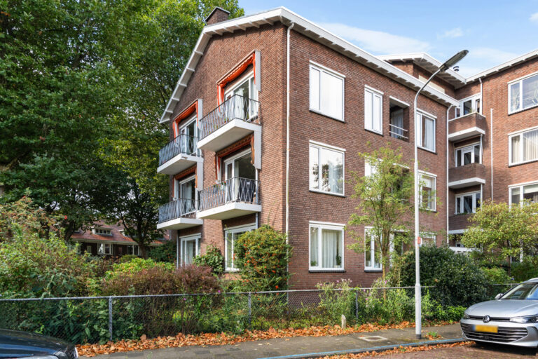 Koningin Julianalaan 59, VOORBURG