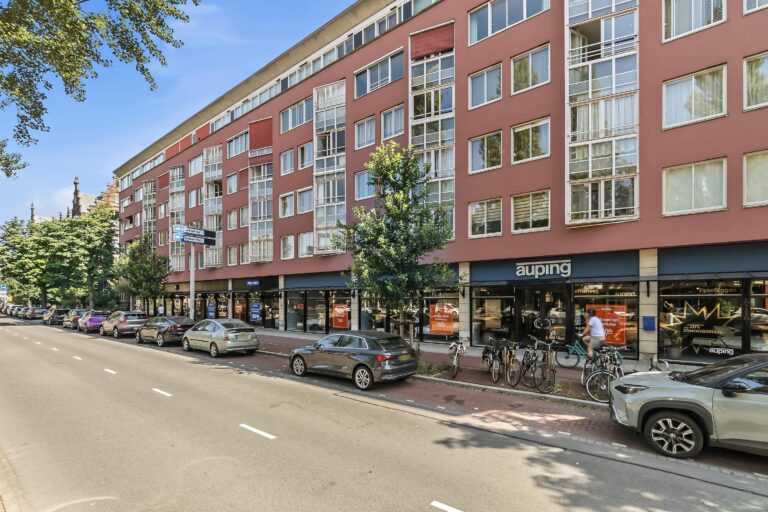 Waldeck Pyrmontkade 69, 'S-GRAVENHAGE