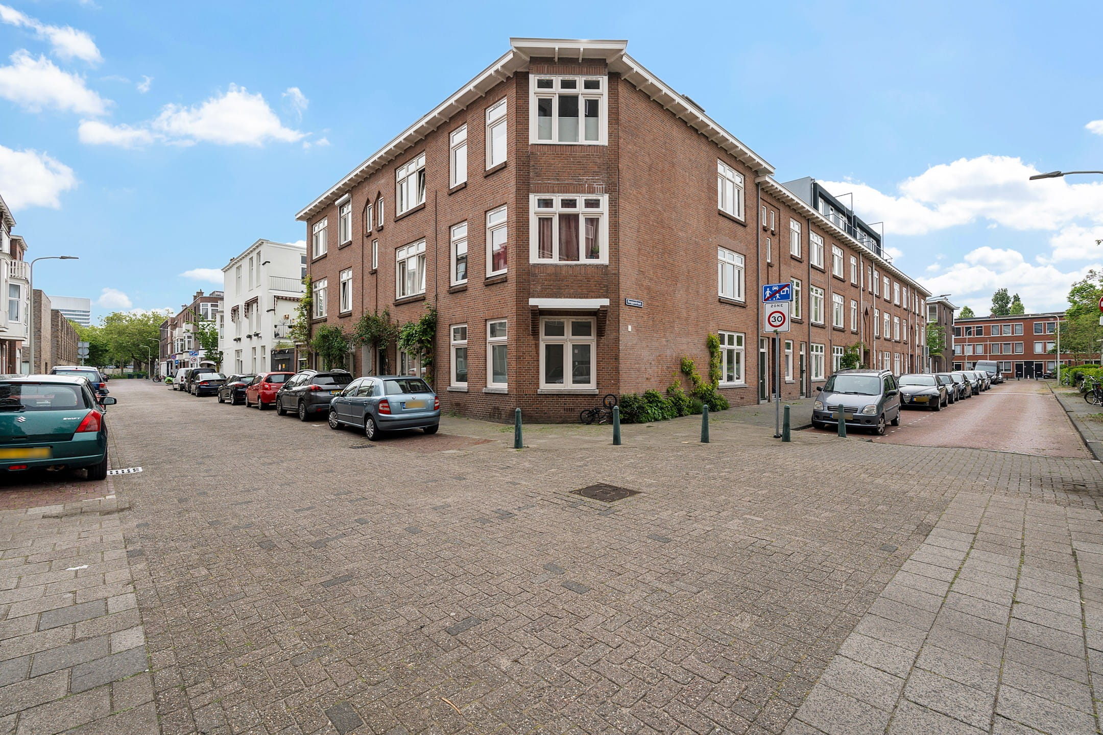 Makelaar in de Stationsbuurt