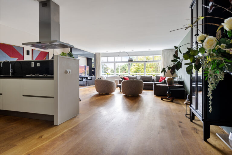 Rozenboomlaan 141, VOORBURG